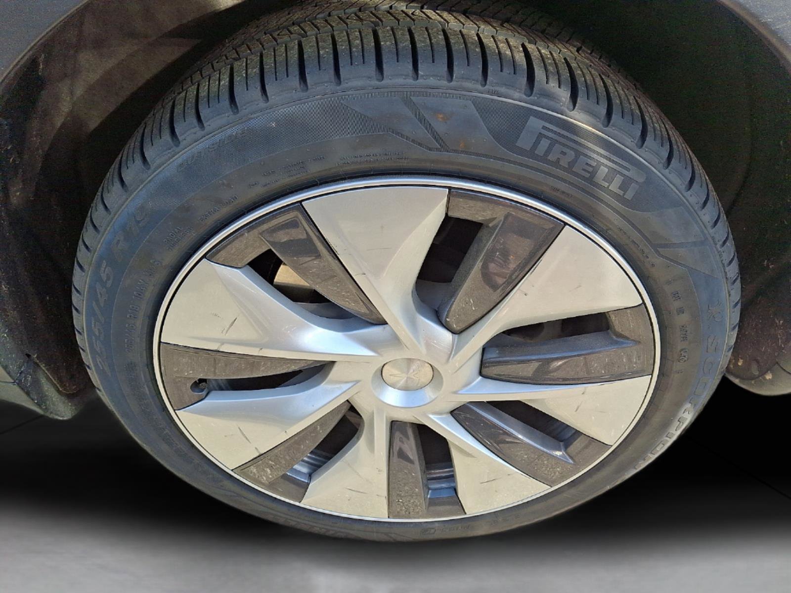 Used 2024 Tesla Model Y Long Range image 43