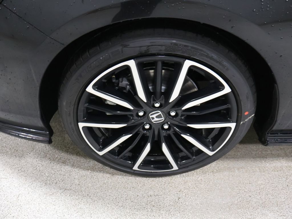 New 2026 Honda Accord Touring image 9