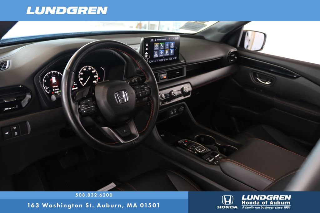 Used 2024 Honda Pilot TrailSport image 8