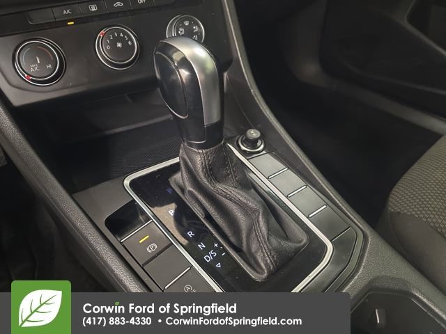 Used 2021 Volkswagen Jetta S image 24