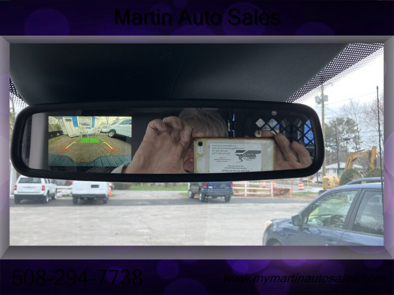Used 2016 Ford Transit 250 130 Low Roof RWD image 9