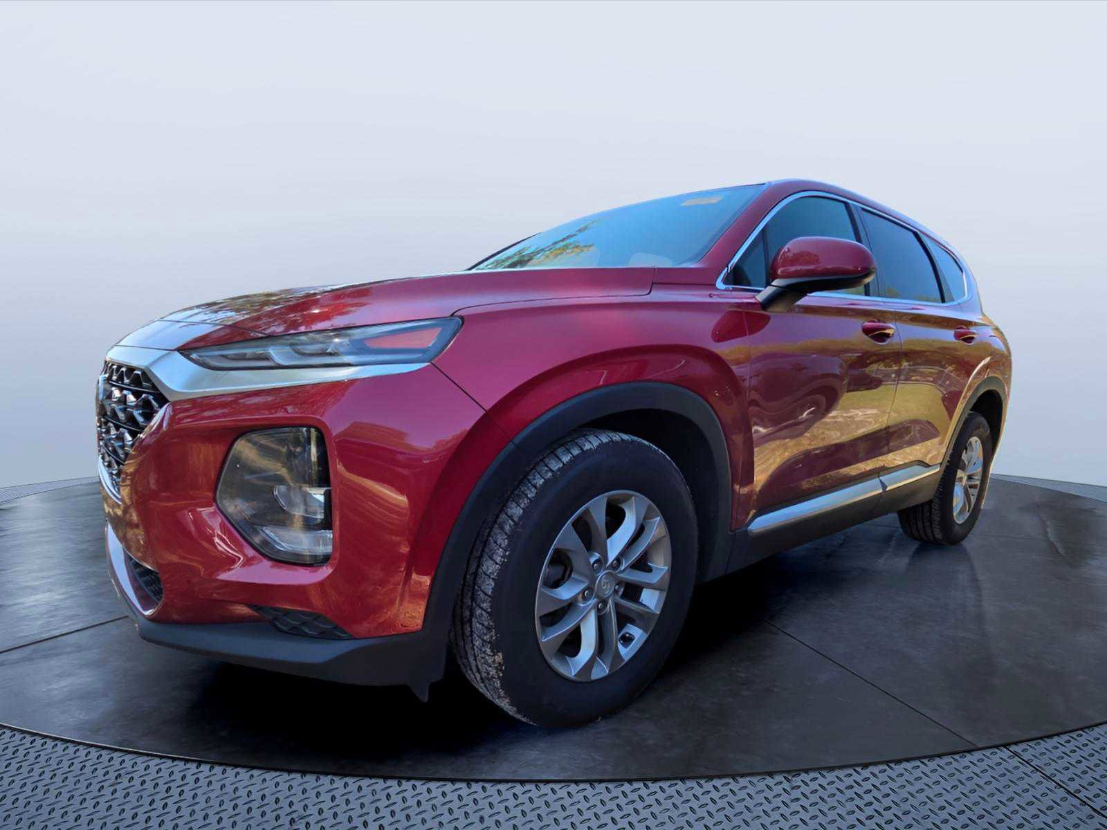 Used 2019 Hyundai Santa Fe SE image 3
