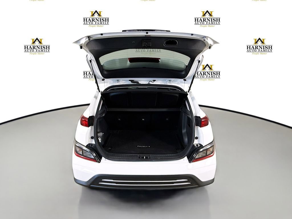 Used 2023 Hyundai Kona SE w/ Cargo Package FWD image 32