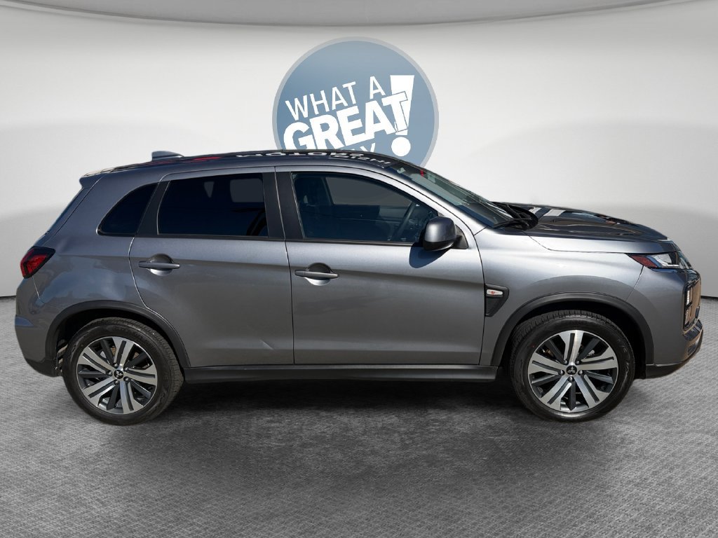 Used 2024 Mitsubishi Outlander Sport ES AWD/4WD image 2