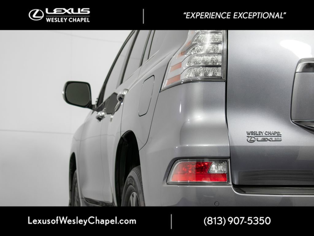 Used 2023 Lexus GX 460 Premium w/ Premium Package image 9