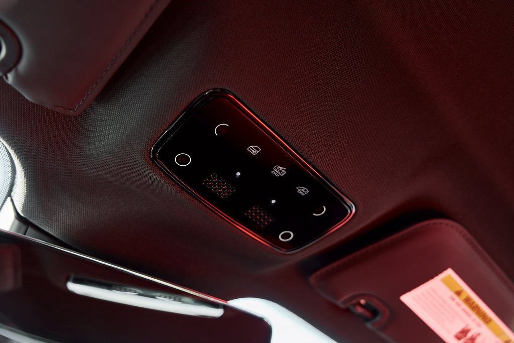 Used 2023 Ferrari SF90 Stradale AWD/4WD image 76