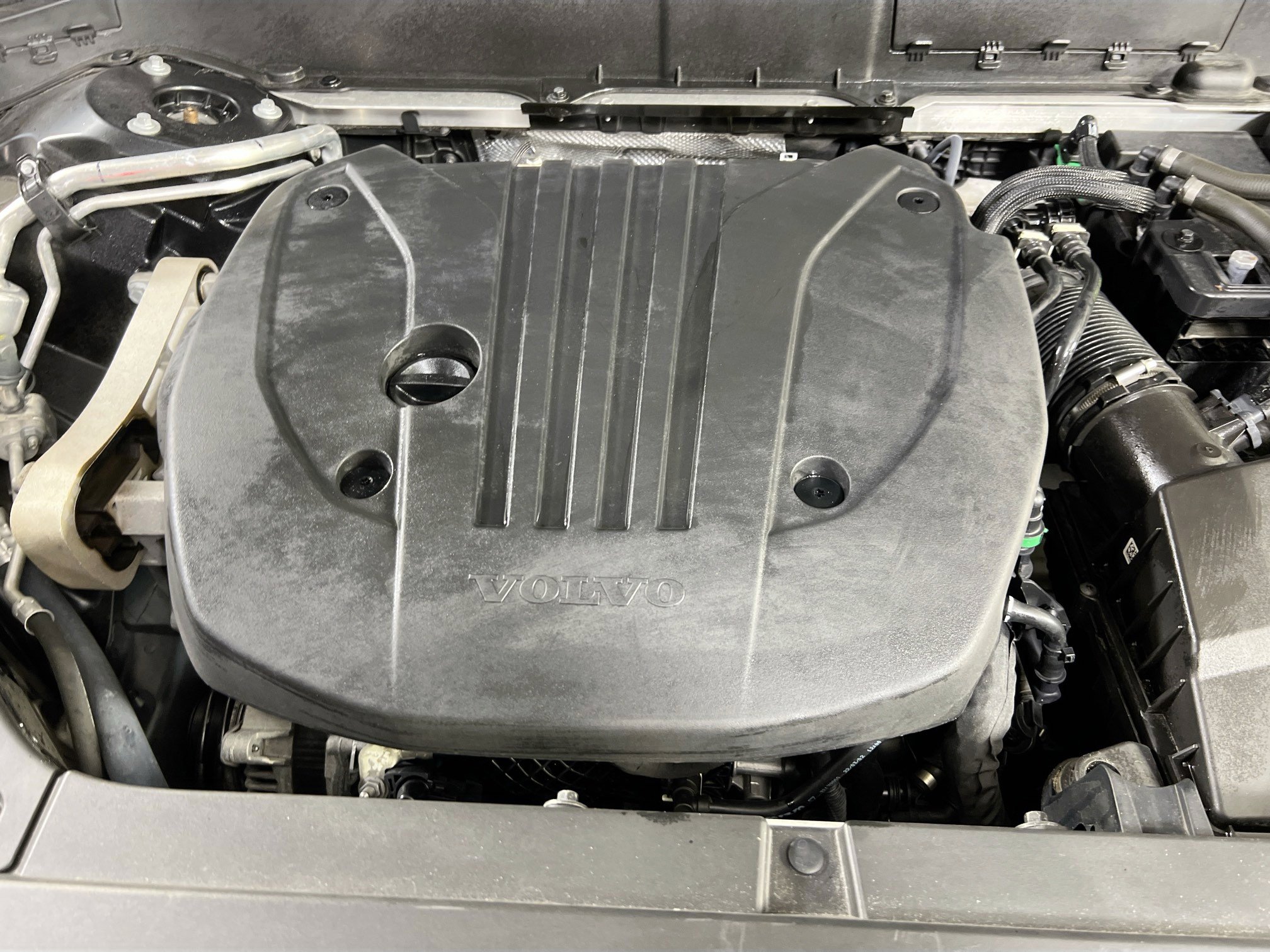 Used 2023 Volvo XC90 B5 Core w/ Protection Package Premier image 32