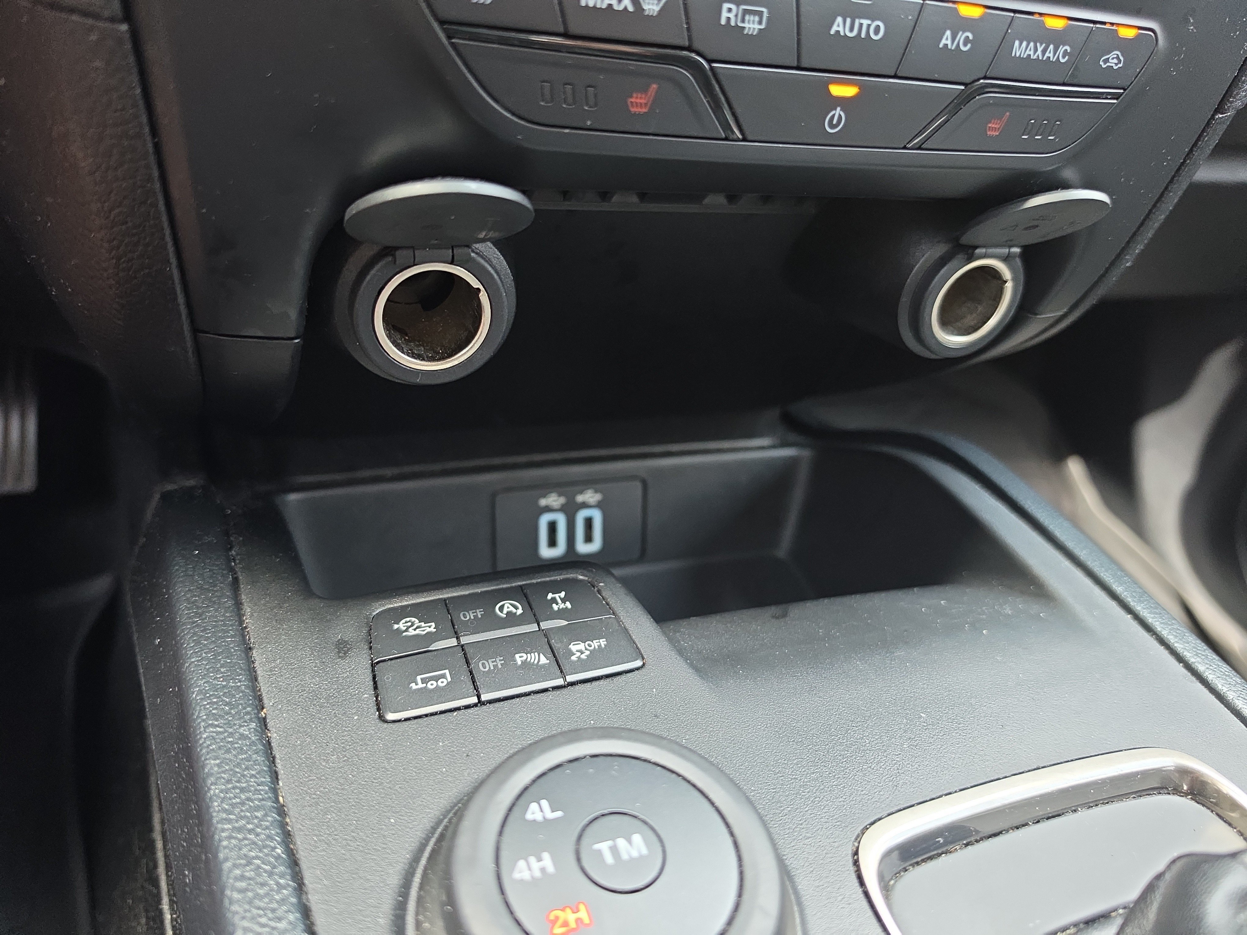 Used 2021 Ford Ranger Lariat w/ Tremor Off-Road Package AWD/4WD image 28