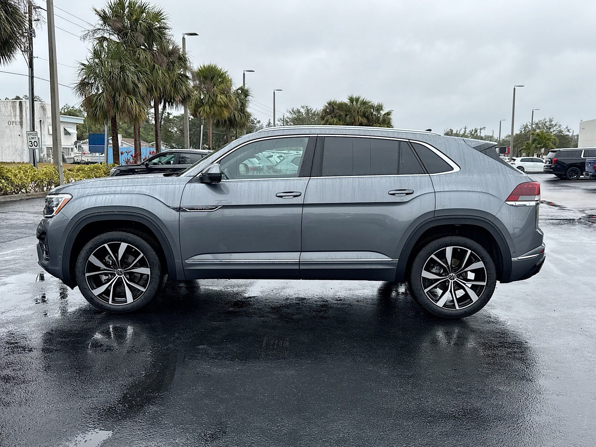 New 2025 Volkswagen Atlas Cross Sport SEL Premium R-Line image 3