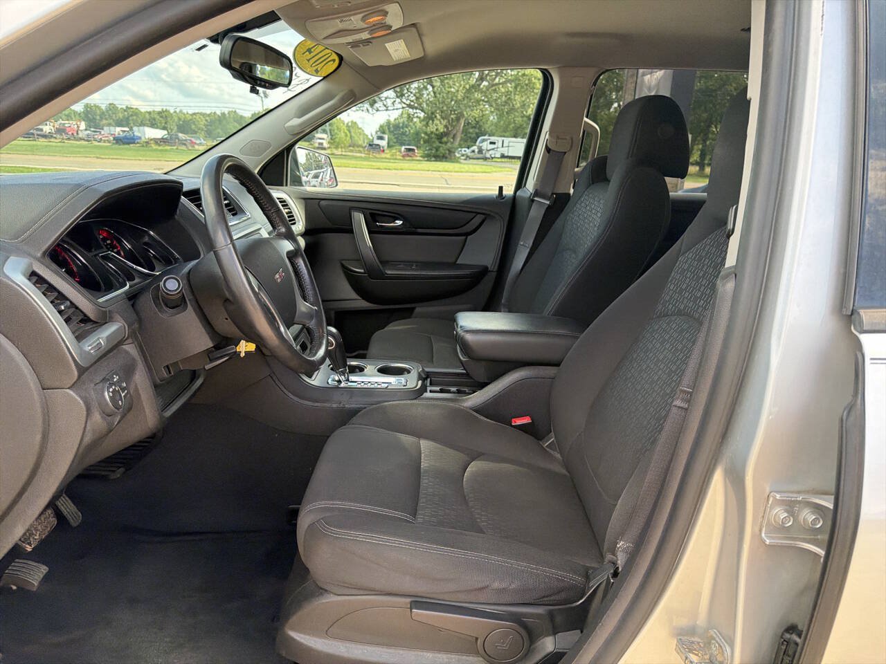 Used 2014 GMC Acadia SLE FWD image 13