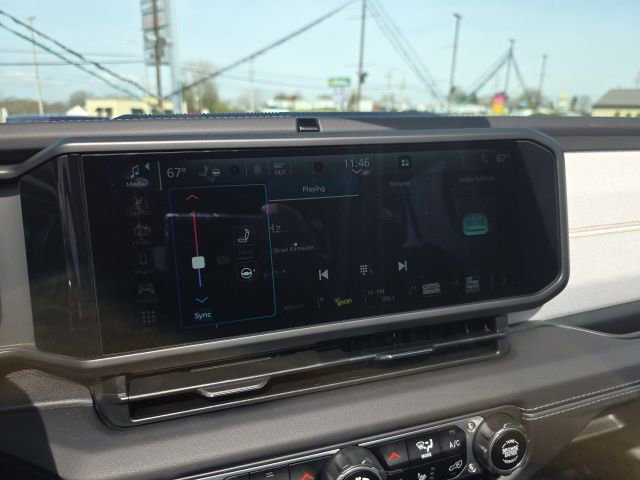 Used 2025 Jeep Wrangler Unlimited Sahara w/ Safety Group image 30