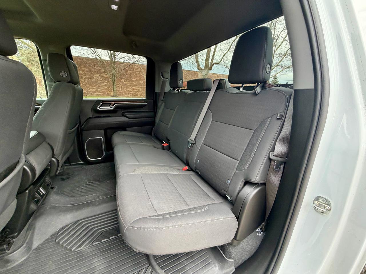 Used 2024 Chevrolet Silverado 2500 LT image 32