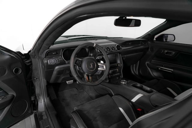 Used 2020 Ford Mustang Shelby GT500 w/ Carbon Fibre Track Pack RWD image 17