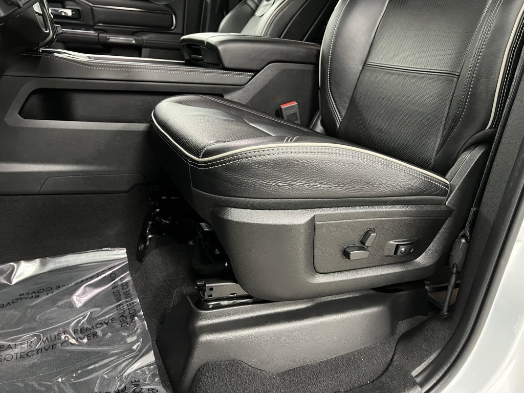 Used 2024 RAM 2500 Limited image 23