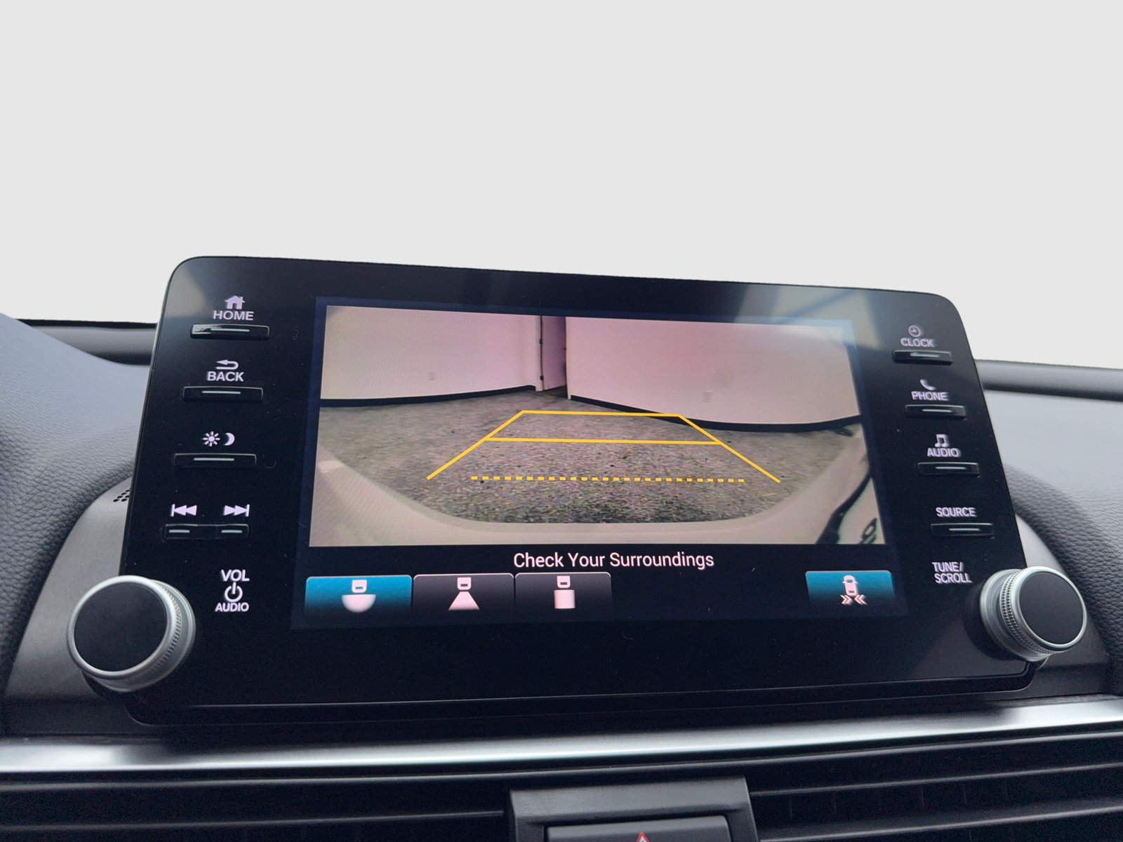 Used 2018 Honda Accord EX image 17