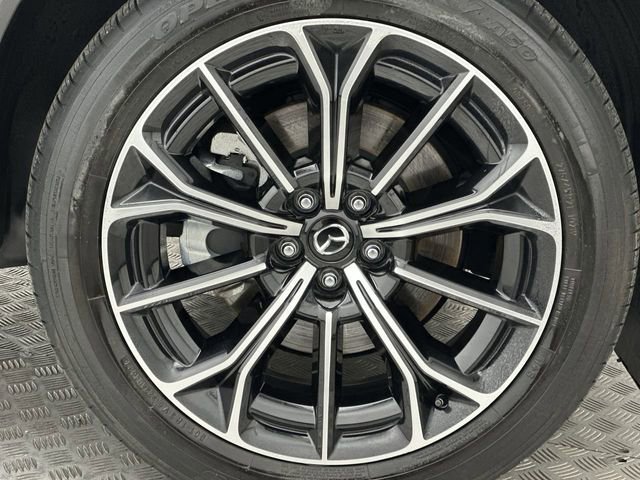 Certified 2025 MAZDA CX-70 Plug-In Hybrid w/ Premium Pkg image 10