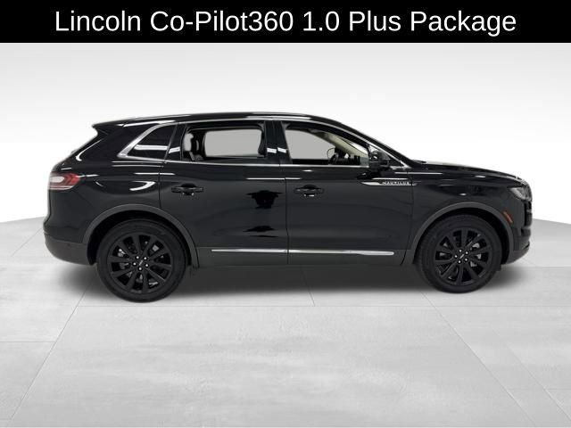 Used 2023 Lincoln Nautilus Reserve w/ Equipment Group 201A image 7