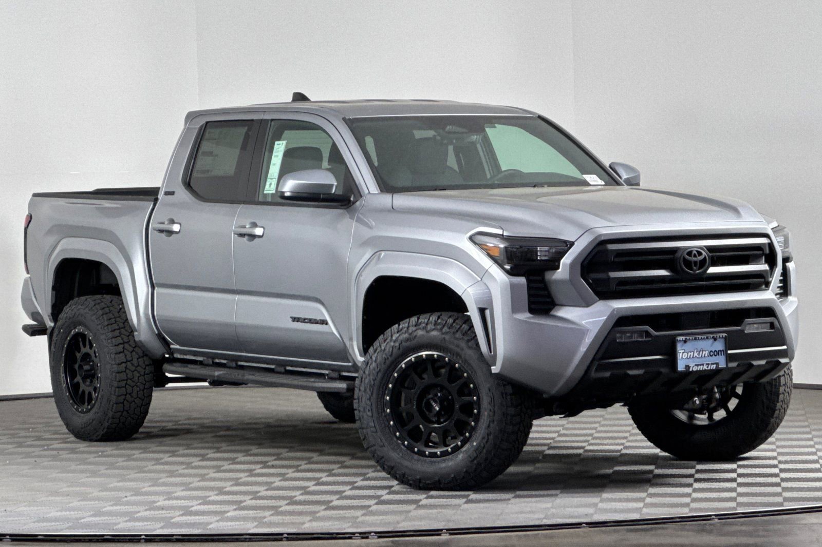 New 2025 Toyota Tacoma SR5 image 2