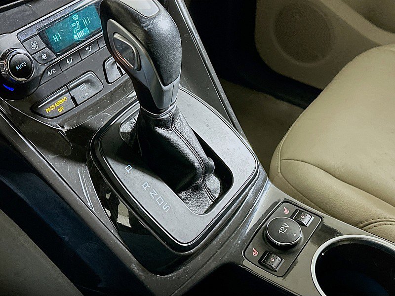 Used 2015 Ford Escape Titanium w/ Equipment Group 301A FWD image 18