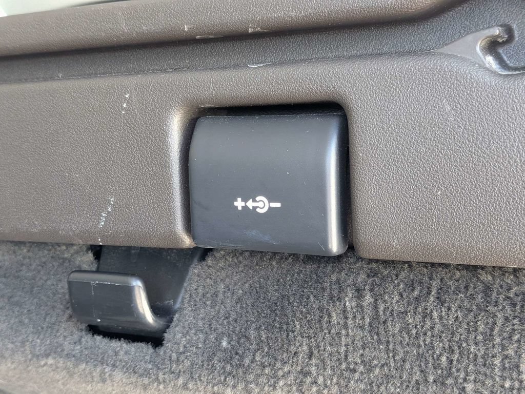Used 2020 Land Rover Range Rover Sport HSE AWD/4WD image 15