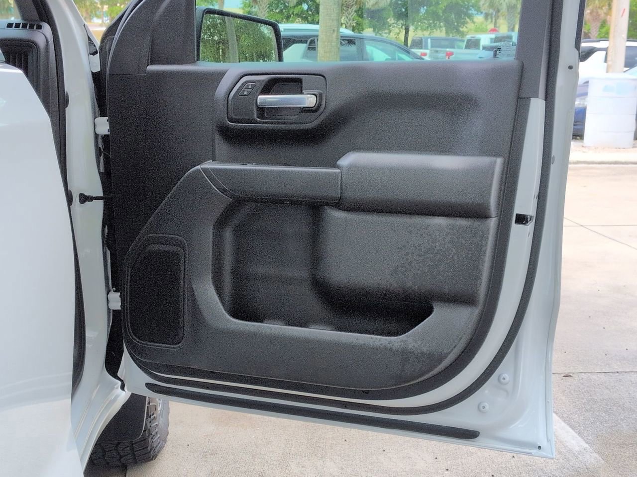 Certified 2023 Chevrolet Silverado 1500 Custom w/ LPO, Dark Essentials Package image 20