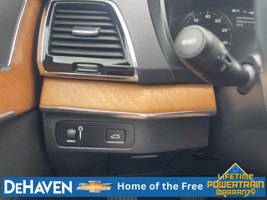 Used 2022 Volvo XC90 T6 Momentum w/ Advanced Package AWD/4WD image 18