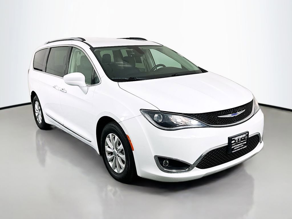 Used 2019 Chrysler Pacifica Touring-L
