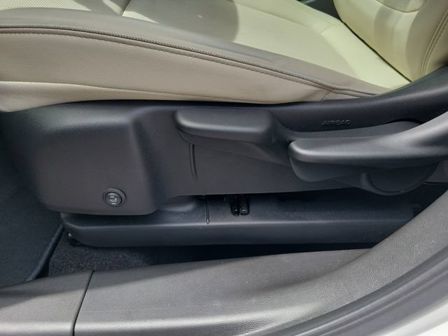 Used 2024 Buick Encore GX Sport Touring w/ Advanced Technology Package FWD image 15