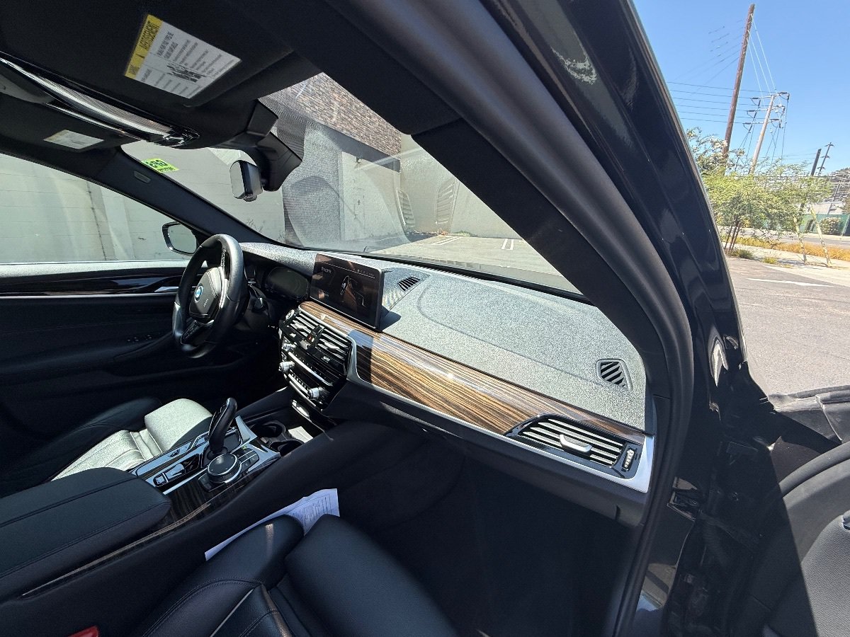 Used 2023 BMW 530e w/ Convenience Package RWD image 20