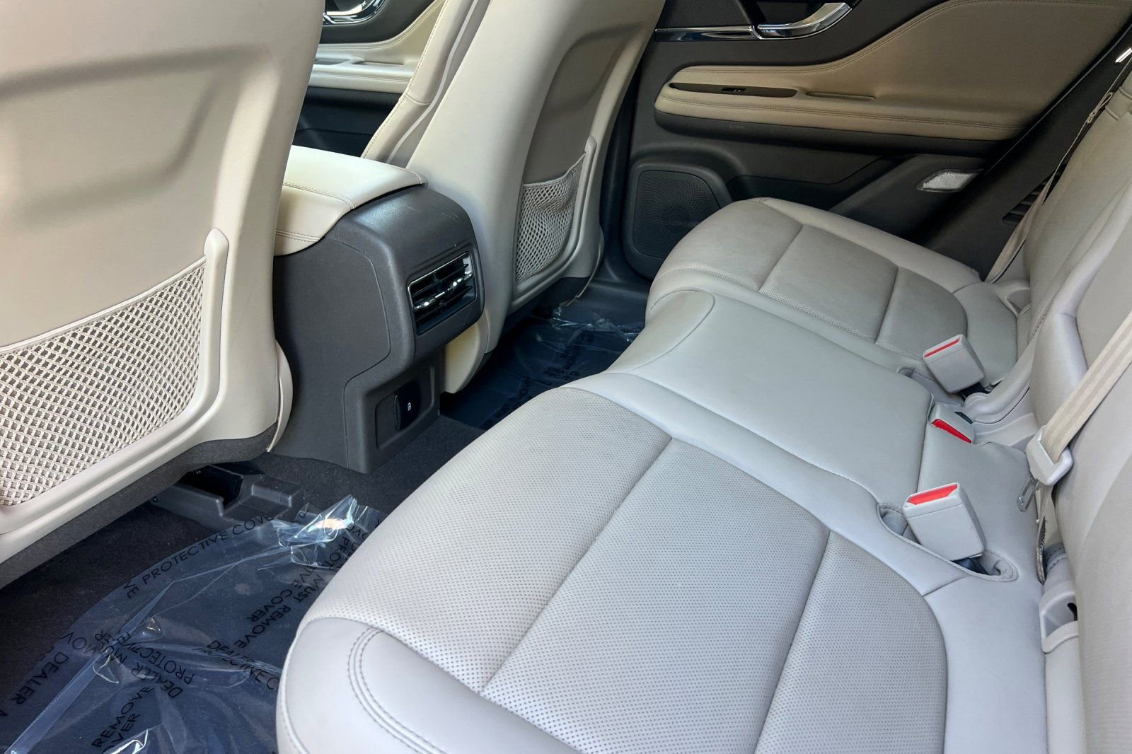 Used 2024 Lincoln Corsair Grand Touring image 12