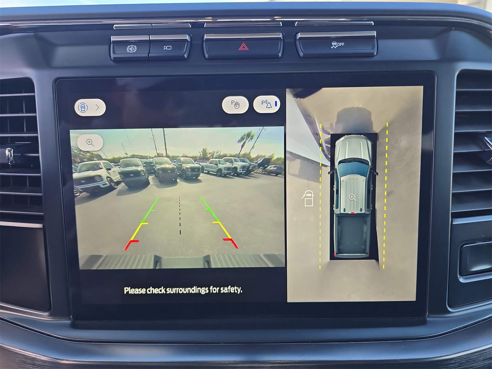 Used 2024 Ford F450 Lariat image 17