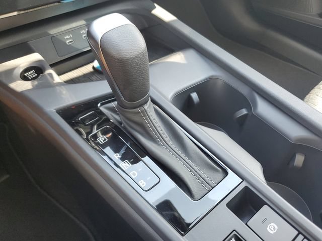 New 2027 Nissan Sentra SV w/ SV Convenience Package FWD image 30