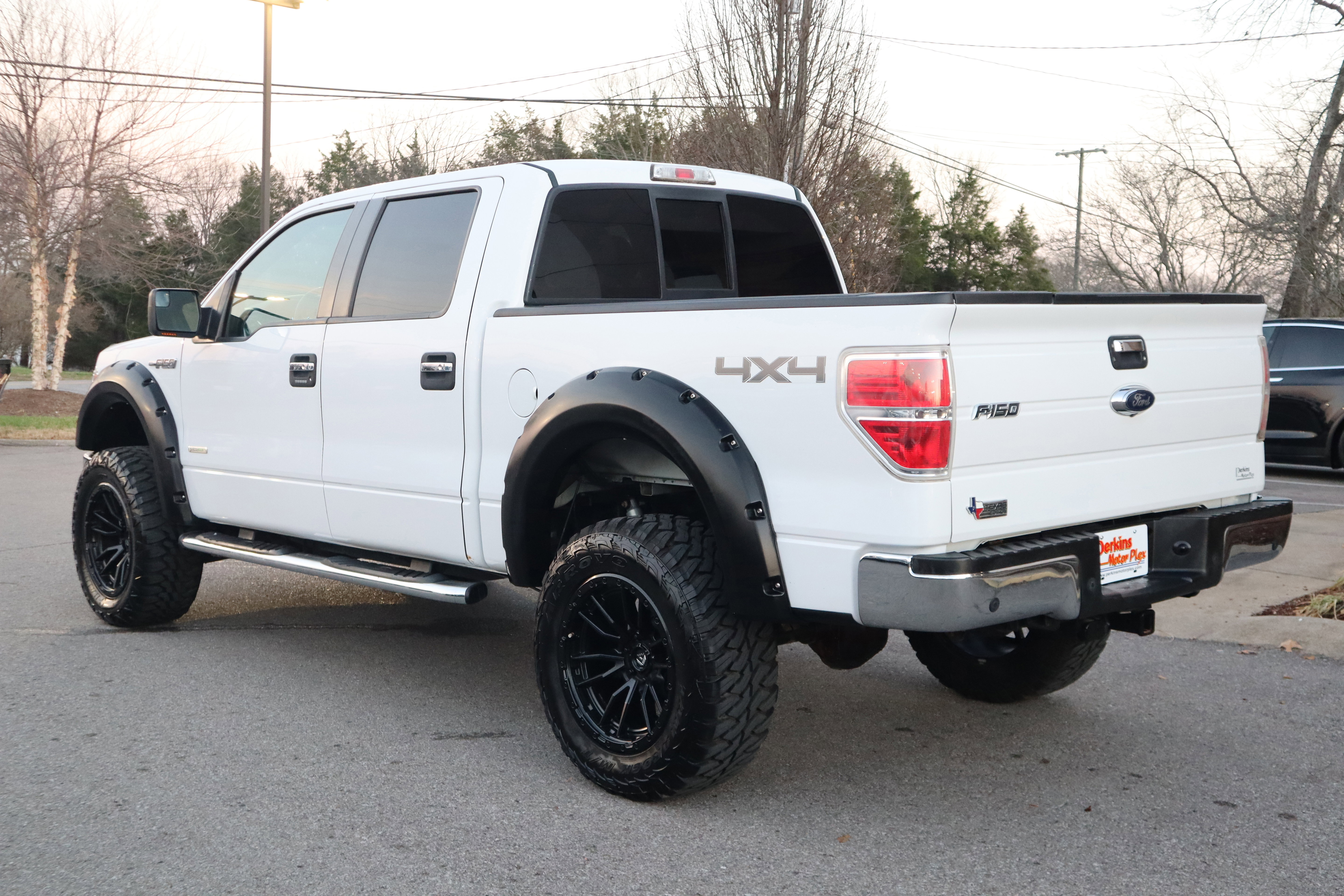 Used 2014 Ford F150 XLT w/ Equipment Group 302A Luxury image 9