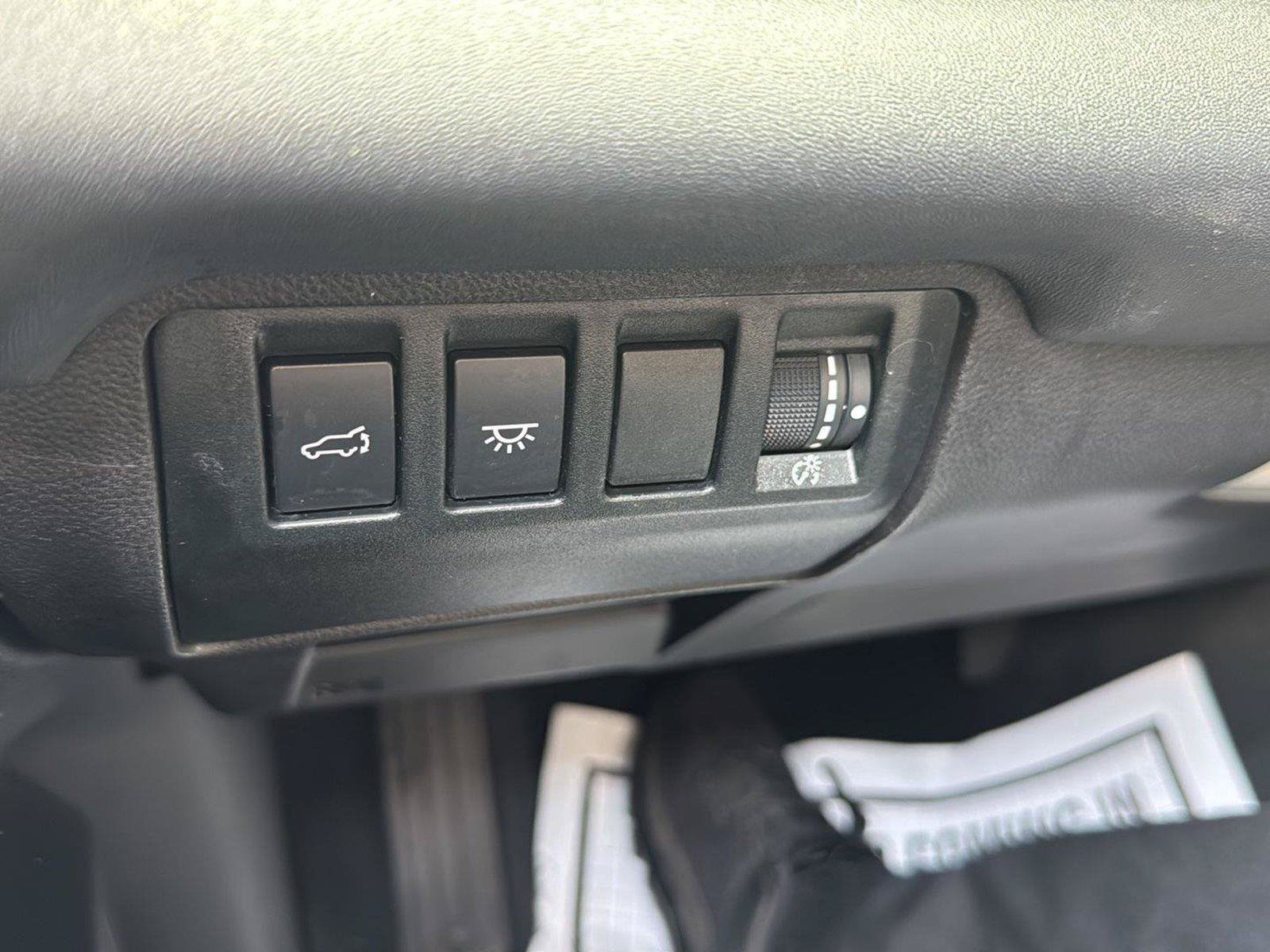 Used 2023 Subaru Ascent Onyx Edition AWD/4WD image 16