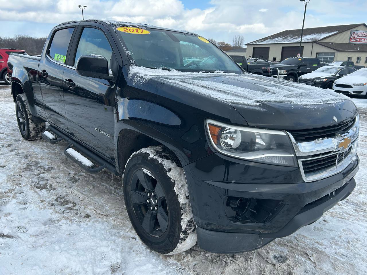 Used 2017 Chevrolet Colorado LT w/ Midnight Edition image 3