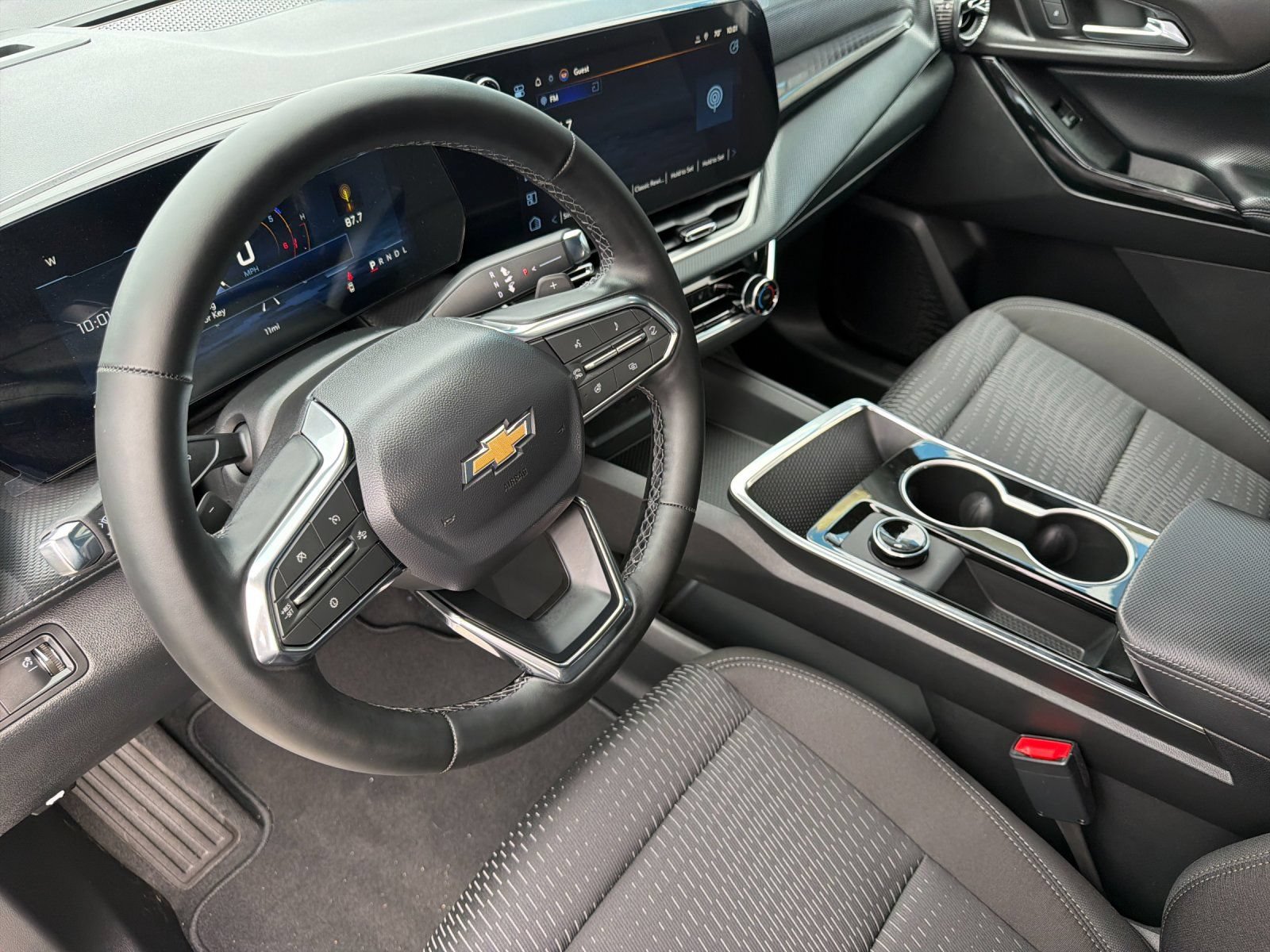 New 2027 Chevrolet Equinox LT FWD image 9