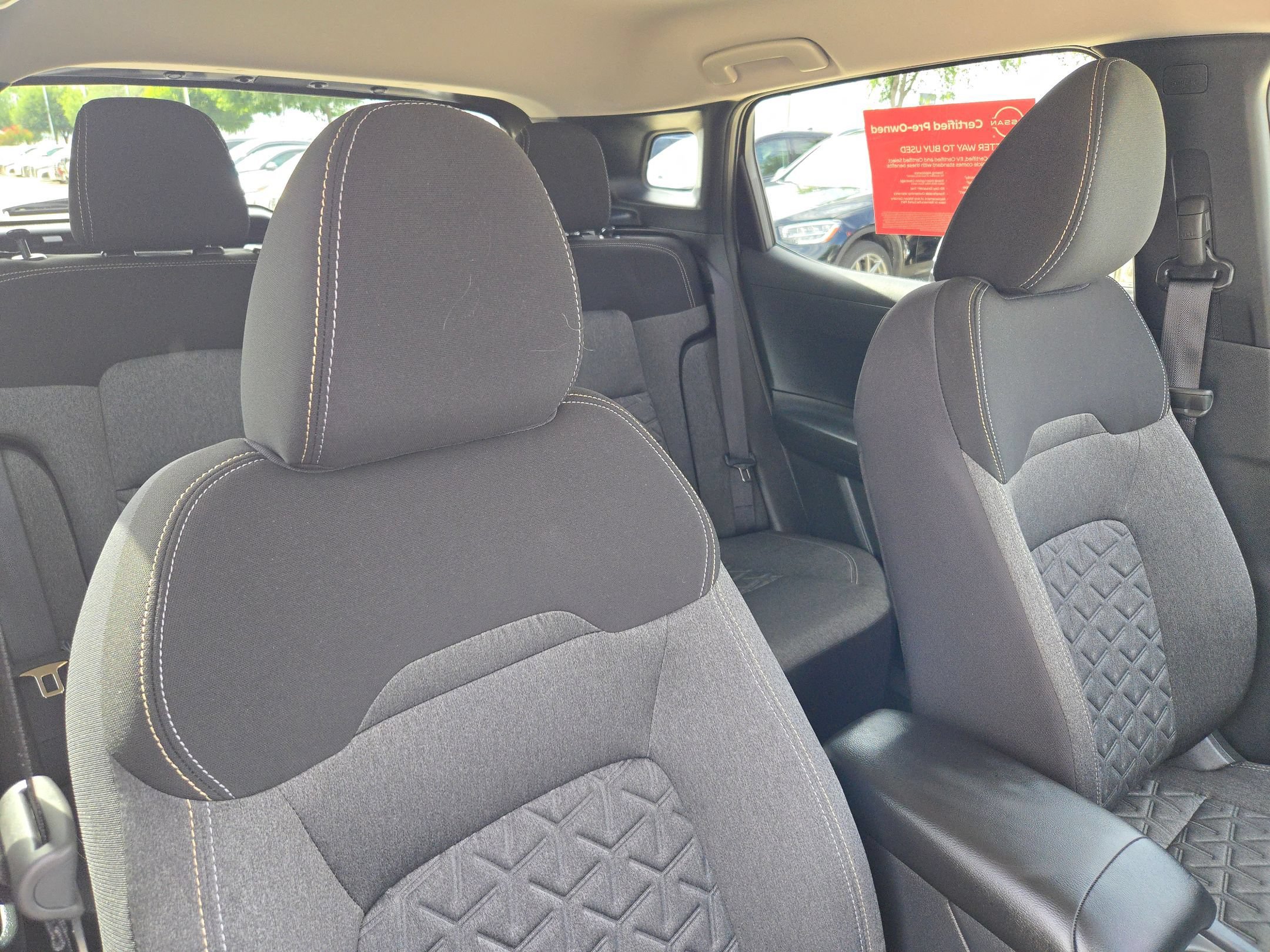 Certified 2025 Nissan Kicks SV FWD image 29