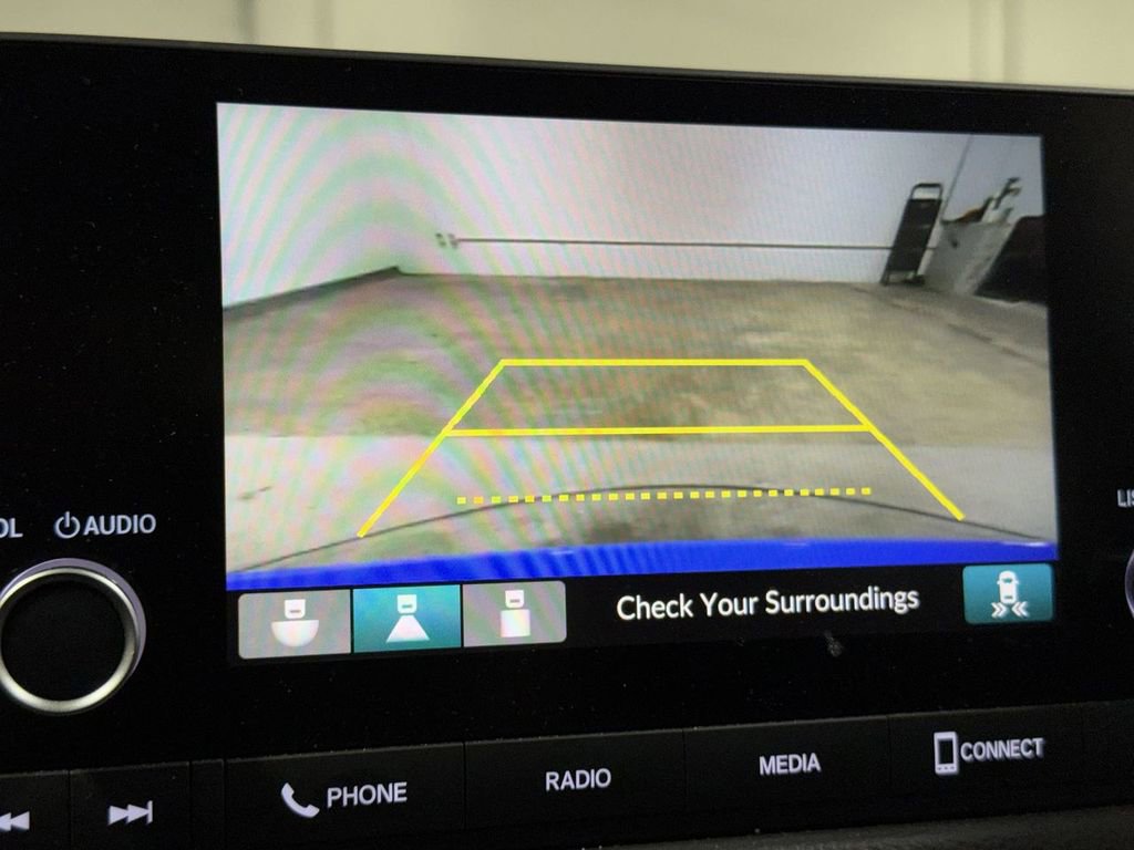 Used 2025 Honda Civic Sport image 15