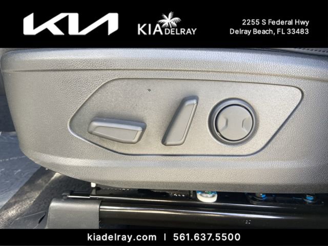 New 2026 Kia Sorento S FWD image 17
