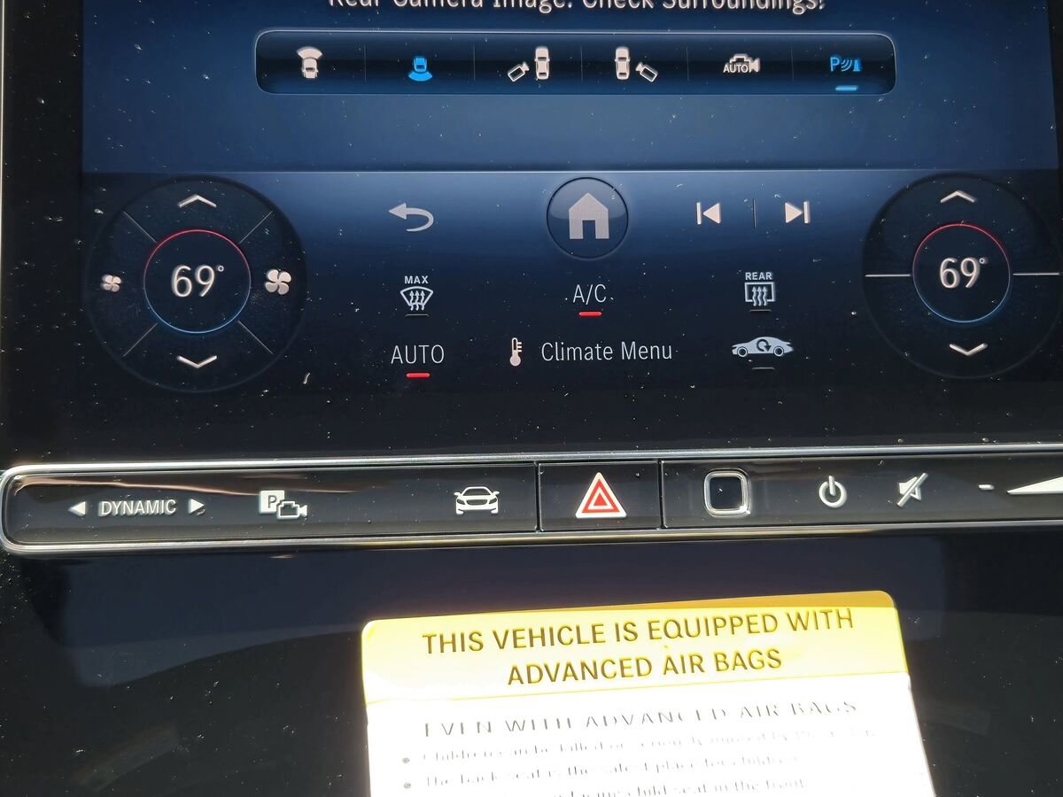 New 2025 Mercedes-Benz GLC 300 4MATIC image 21