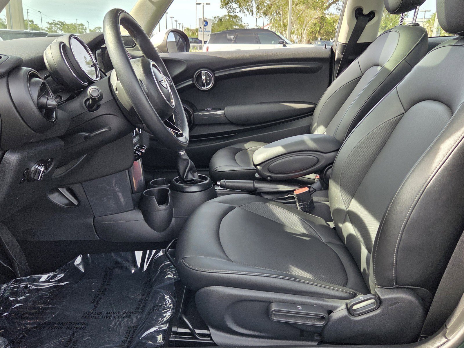 Used 2018 MINI Cooper 2-Door Hardtop FWD image 10
