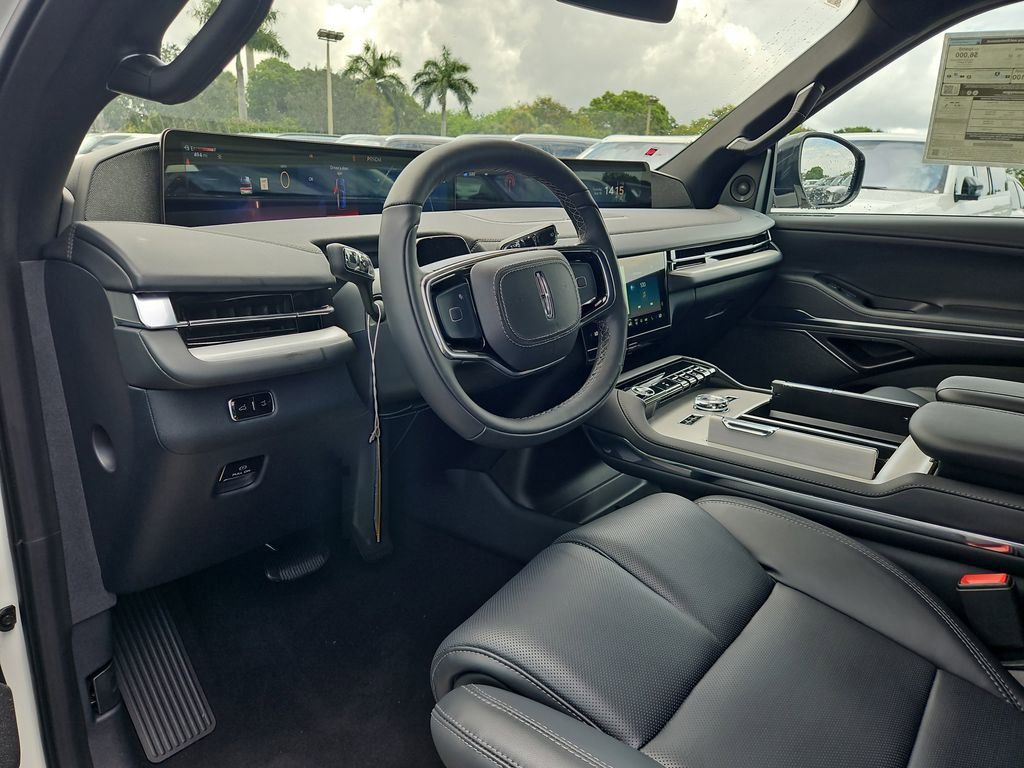 New 2025 Lincoln Navigator L Reserve w/ Jet Appearance Package image 19