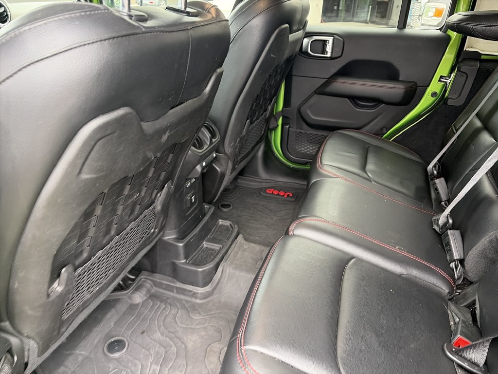 Used 2019 Jeep Wrangler Unlimited Rubicon w/ Cold Weather Group AWD/4WD image 27