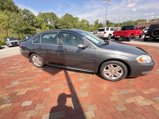Used 2010 Chevrolet Impala LT w/ Luxury Edition Package FWD image 37