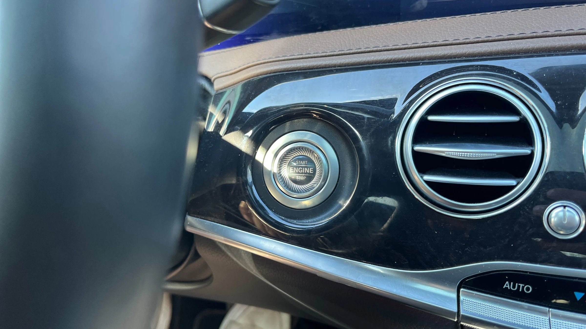 Used 2018 Mercedes-Benz S 450 4MATIC Sedan image 26