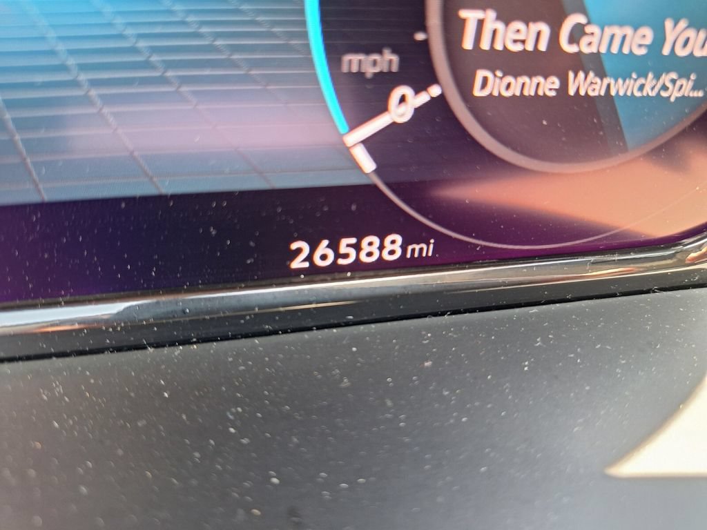 Used 2025 Volkswagen Atlas SE FWD image 19