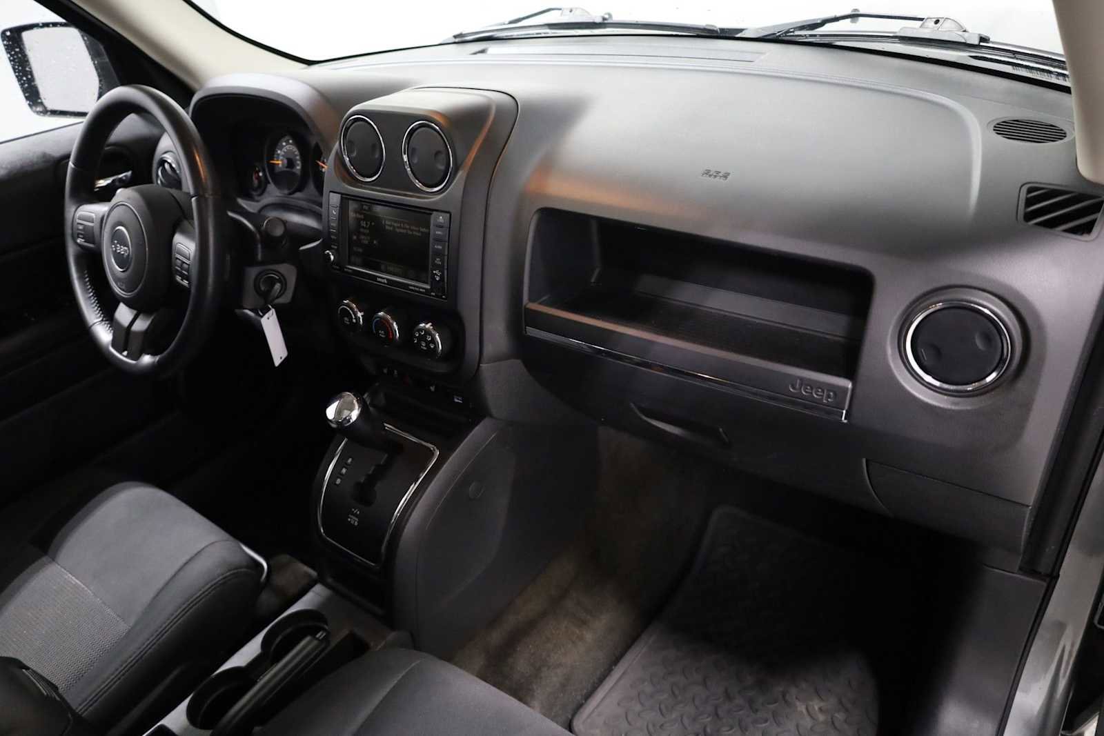 Used 2014 Jeep Patriot Latitude w/ Sun/Sound Group image 6