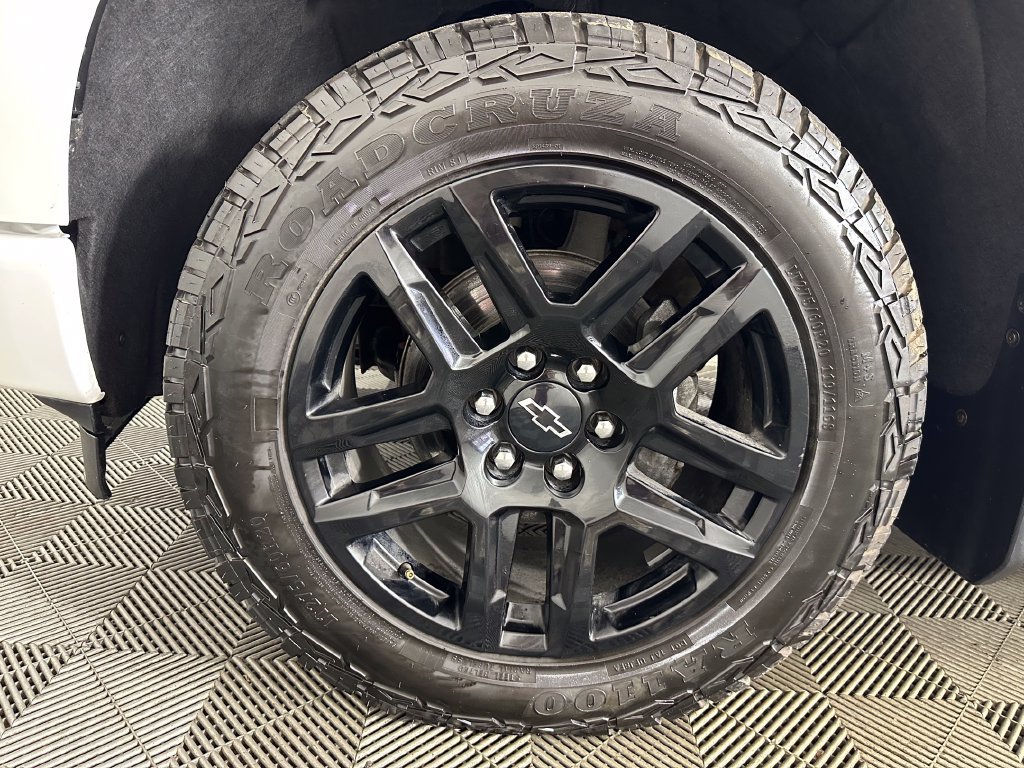 Used 2024 Chevrolet Silverado 1500 RST AWD/4WD image 34