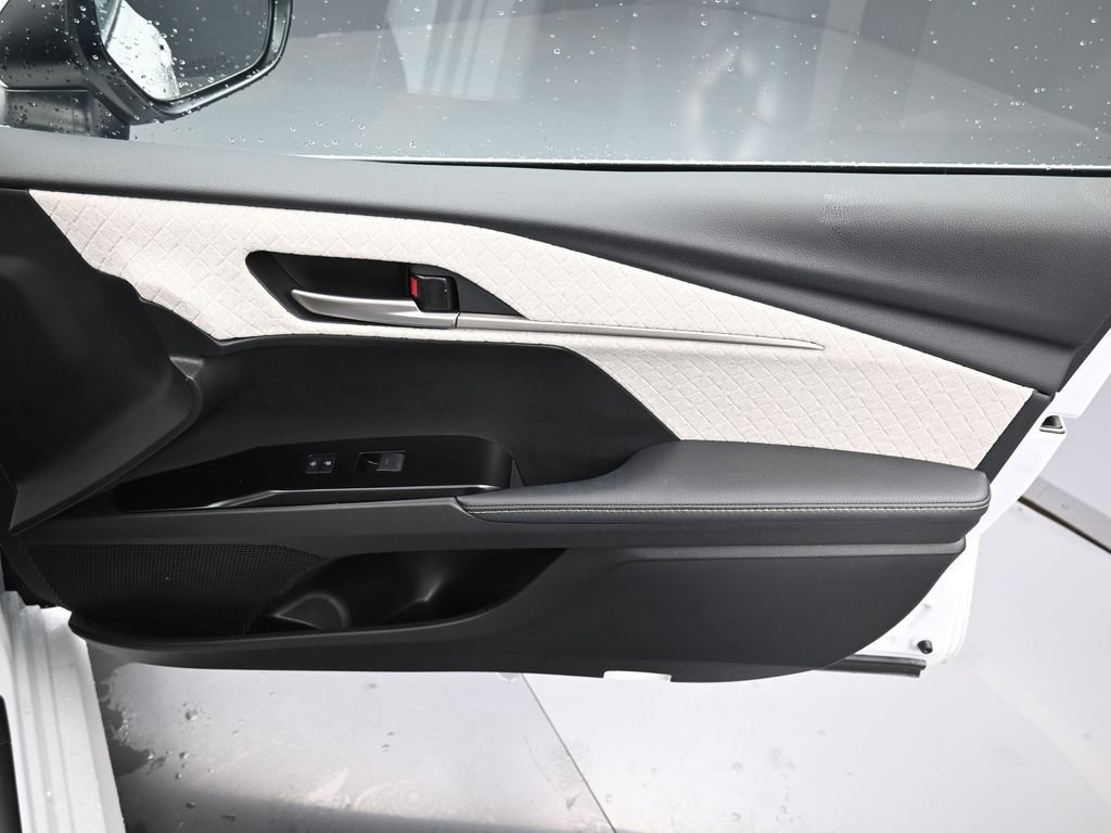 Certified 2025 Toyota Camry XLE w/ Premium Package AWD/4WD image 38