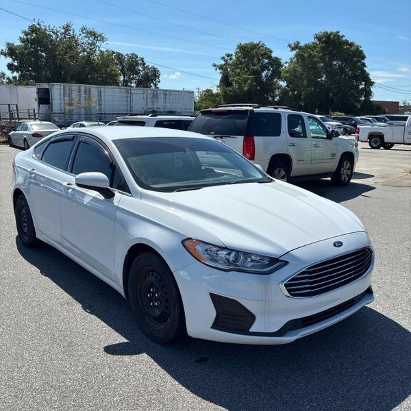 Used 2019 Ford Fusion S FWD image 8